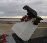 Памятник Тюленю - спасителю жителей Архангельска и блокадного Ленинграда