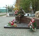 Памятник Юрию Никулину
