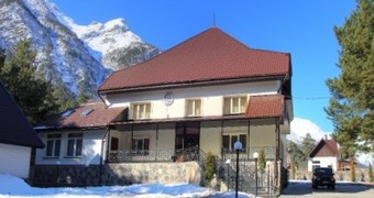 "Ozon Landhaus"