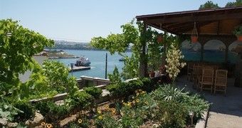 "Крымский дворик"