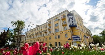 "Волга"