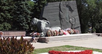 Памятник Славы