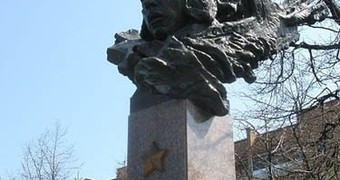 Памятник Кате Зеленко