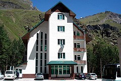 Отель "Чыран-Азау"